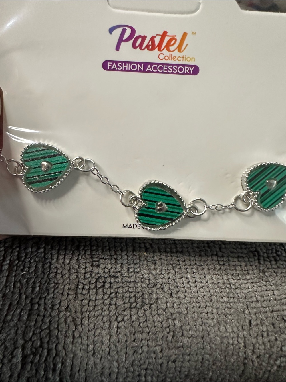 Green Heart Link Bracelet